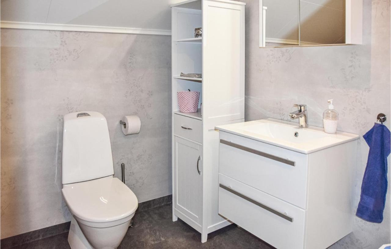 2 Bedroom Cozy Apartment In Arjaeng מראה חיצוני תמונה